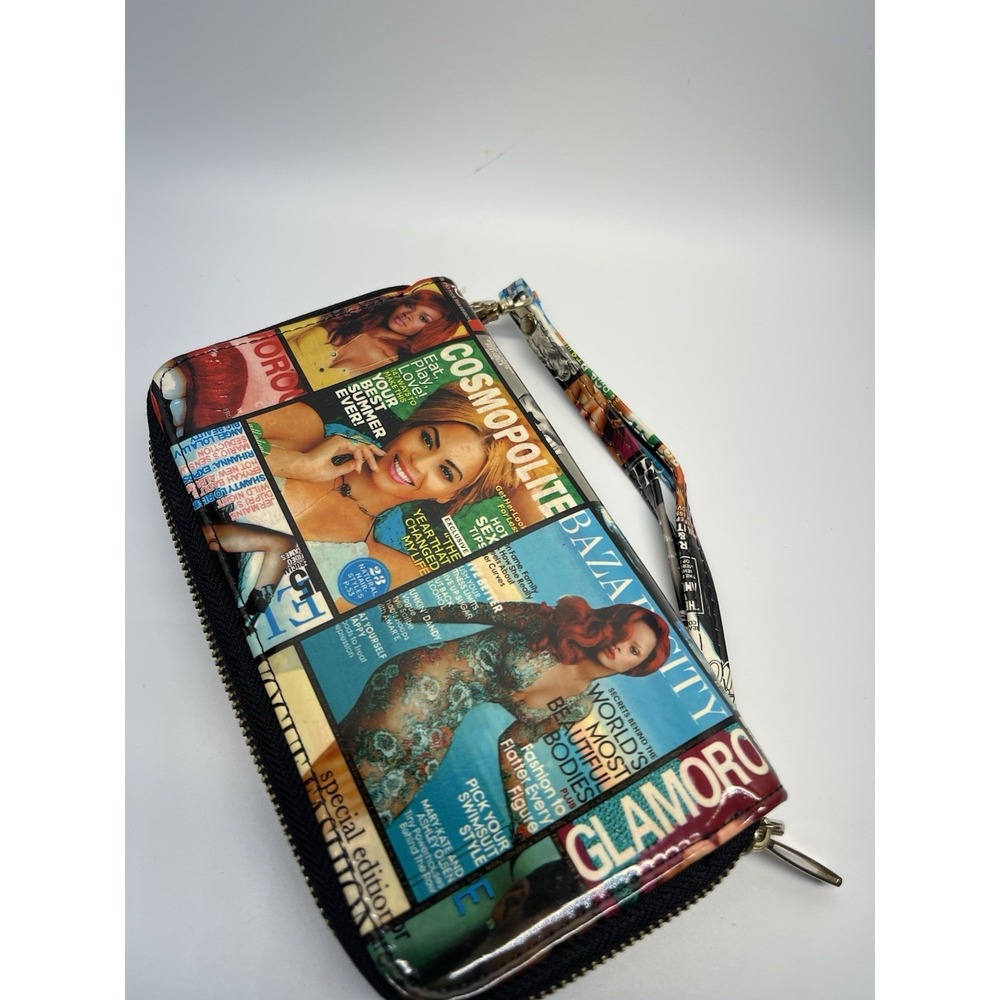 Magazine Print Zip Around Wallet Clutch Wristlet Organizer Pop Art Retro